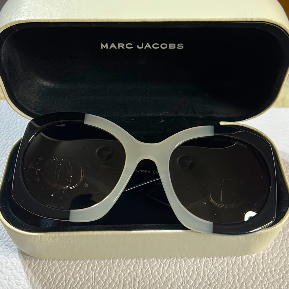Marc Jacob sunglasses Euc
